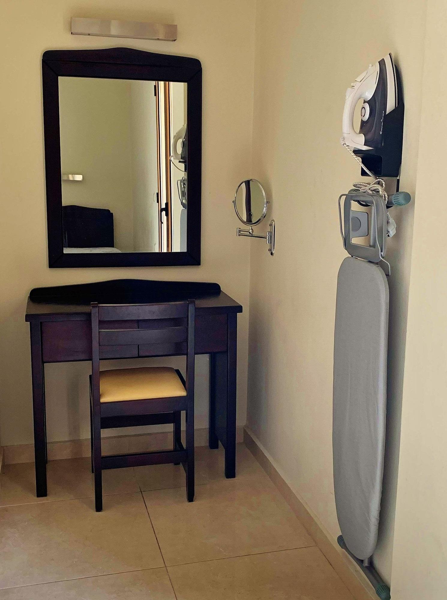 24 Seven Boutique Hotel Mália Kültér fotó